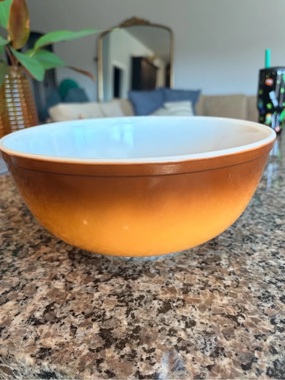 Vintage Pyrex 4 qt Orange Gradient Mixing Bowl